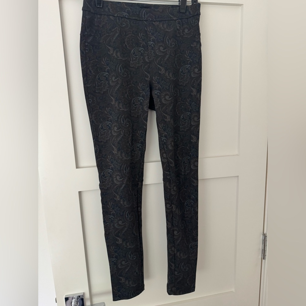 Black Paisley Patterned Leggings